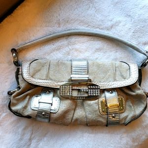 Guess logo off white shoulder bag